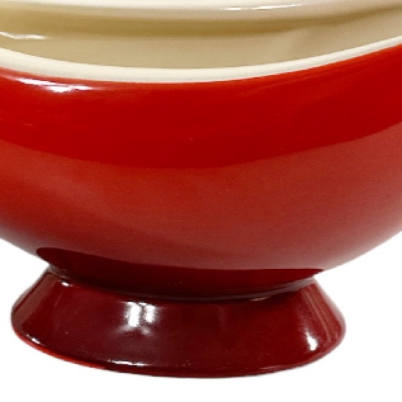 NEW Le Creuset CERISE Gravy Boat 460ml - Picture 3 of 7